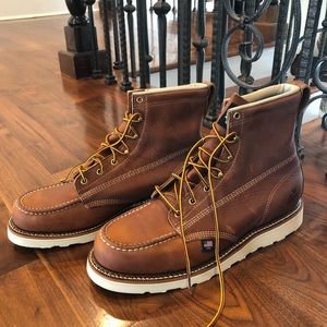 NEW Thorogood Work Boots